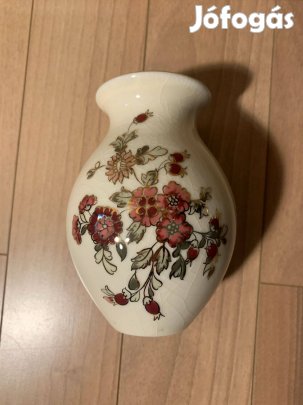 Zsolnay váza virágokkal