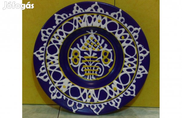 Zsűrizett kék mélytányér