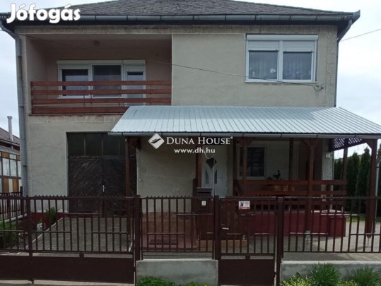 Zsurki eladó 156 nm-es ház