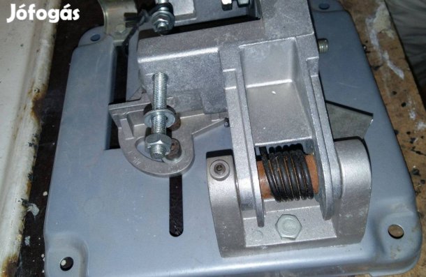 (7) 4/7. Flex csiszoló tartóállvány.-