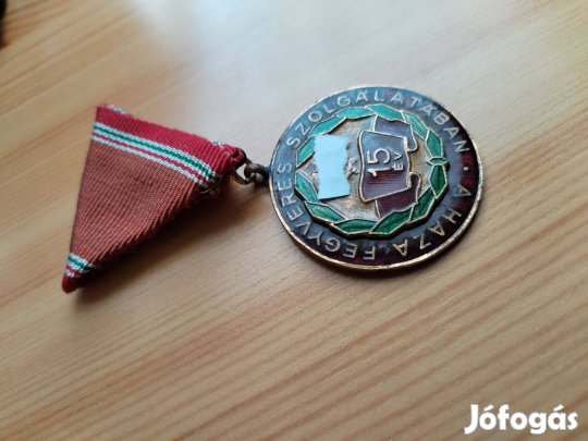 "A Haza 15 éves Fegyveres Szolgálatáért" Régi Katonai kitüntetés