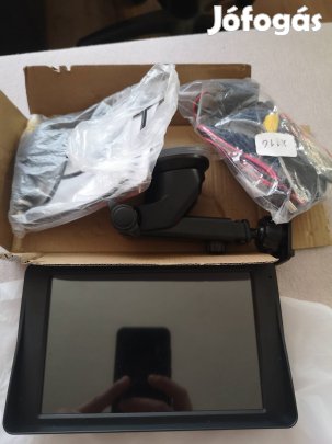 Autóba való 7"colos kijelző ( uj) 