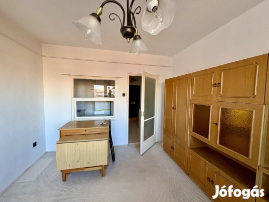 Azonnal költözhető garzon terasszal  a tökéletes első otthon!