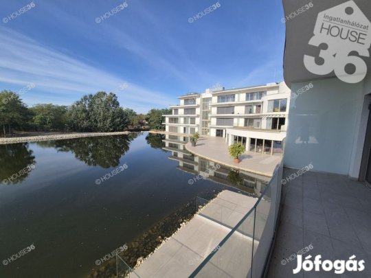 *Eladó kis lakás - Új Luxus nyugdíjas lakóparkban*