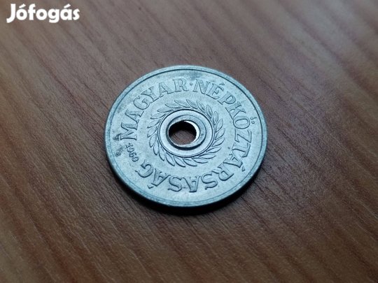 "Hibás" 1960-as 2 filléres félrelyukasztott