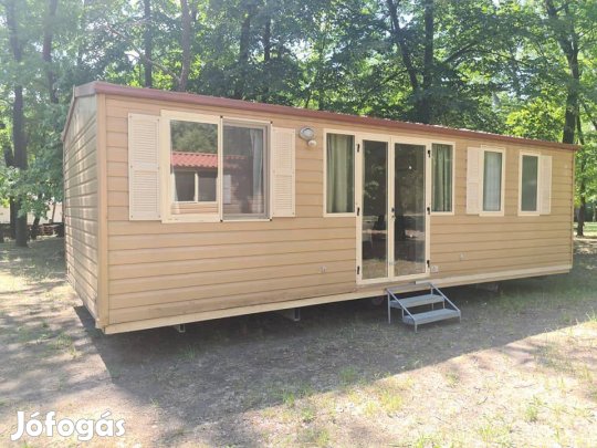 "Leonardo" Mobilház Ajándék Terasz akció!