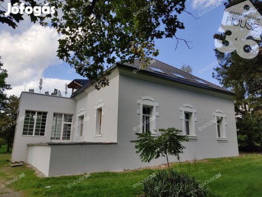 *Luxusvilla áron alul Pakstól mindössze 5 percre*