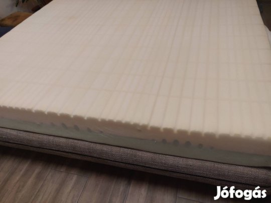 Matrackuckóban vásárolt Air HD Prémium 160*200 hideghab matrac eladó 