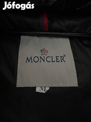 ?Moncler Kabát?