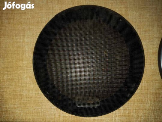 "No name" 13-as hangszórórács