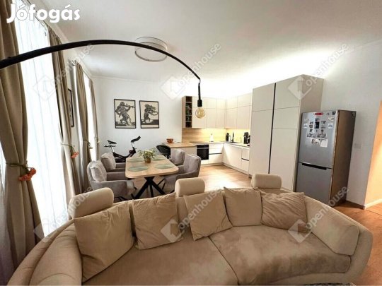 Prémium lokáció, praktikus, modern otthon.