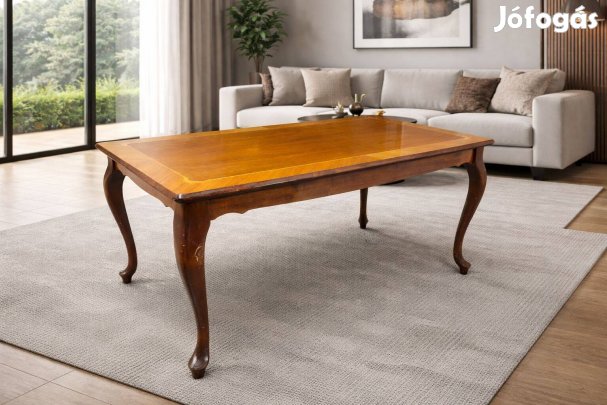 "Sopron" neobarokk stílusú dohányzóasztal