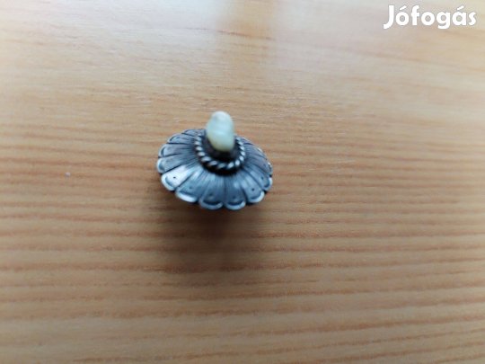 "Szarvas fog" régi ritka db Vadász jelzett ezüst bross gomb