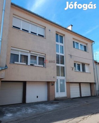 "Találja meg a helyet, ahová jó hazatérni." 13585_bhv