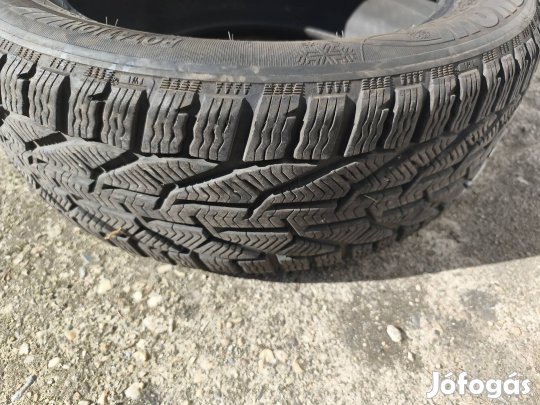 Téli gumi használt 215/55x17
