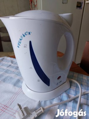 Vízforraló eladó új állapotban.