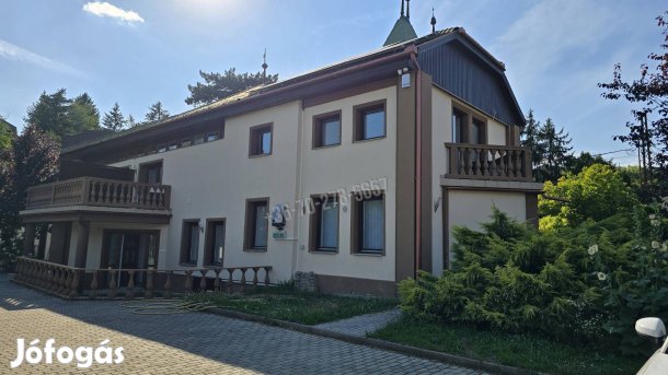  Befektetők, figyelem!  Eladó, új építésű gyógyászati és széps 29_vs