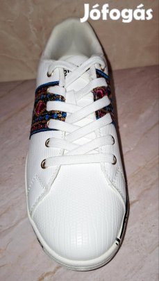 ? Eredeti Desigual szett (39) ?