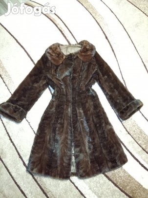 Gyönyörű Nerc bunda