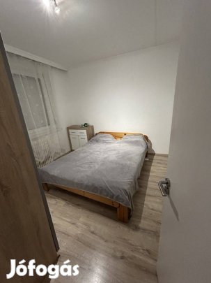 ? Kiadó lakás Ajkán, a Kossuth utcában!