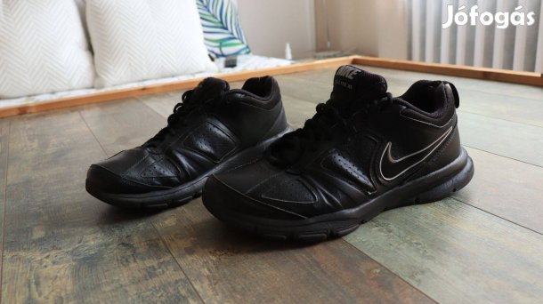 ' Nike T-Lite Xi ' férfi utcai cipő, 41-es méretben