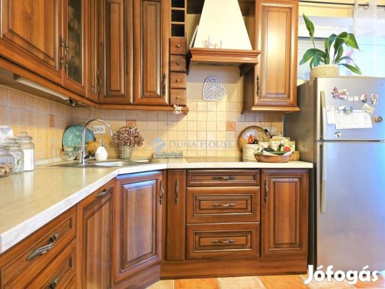 ***Eladó Rigóderben 72 nm-es panorámás nagy teraszos lakás***