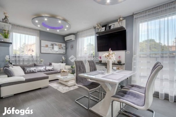 ***Paskál Parknál Penthouse lakás eladó***