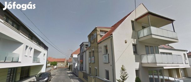 *** FUNKCIÓVÁLTÁSRA ALKALMAS HOTEL KESZTHELYEN! ***