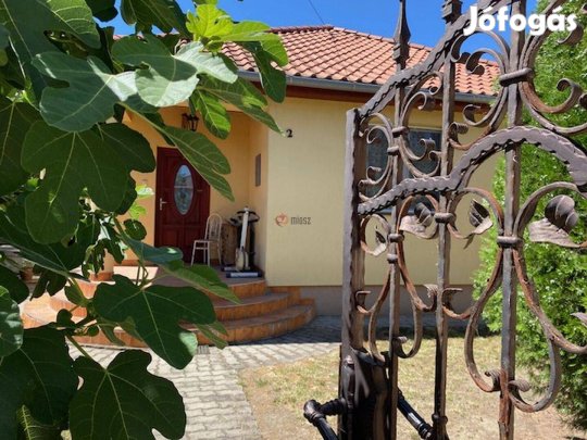 ???? Eladó mediterrán családi ház Békéscsaba közkedvelt rész 669_koimp