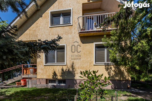 ---------------Dunai panorámás mediterrán, garázsos Otthon ELADÓ Dunak