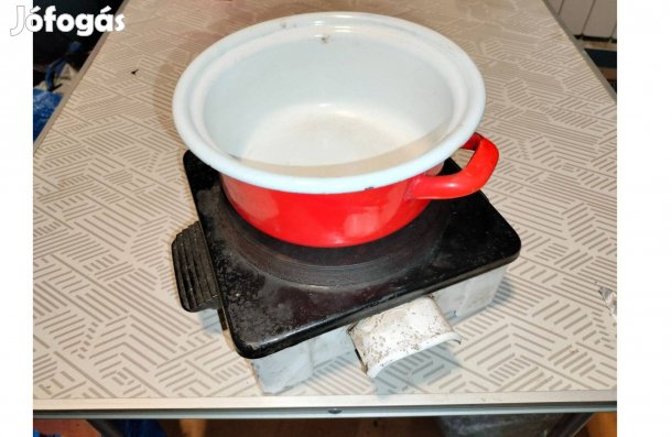 (alkatr.) Elekthermax rezsó 600 wattos