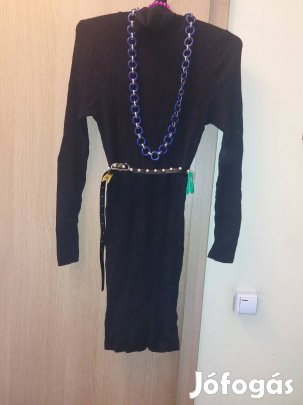 szúk ruha garbi bordas kötesú 