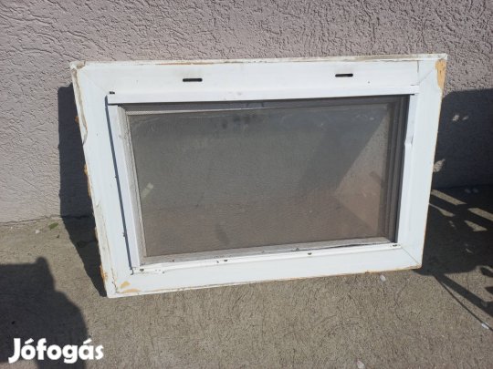 ablak 60 x 40 