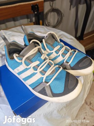 adidas 38as női sport cipő