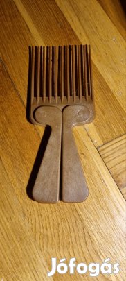 afro hajfésű összecsukható nyéllel 