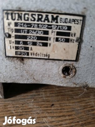 akkumulátor töltő