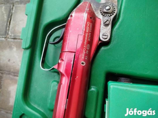 akkumulátoros metszőolló 