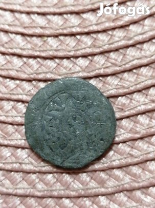 antik érme   .
