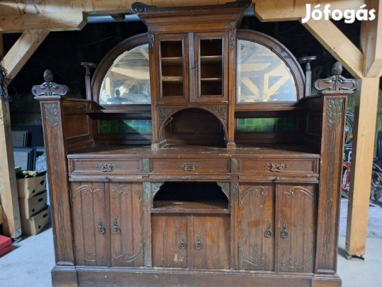 antik szekrény eladó