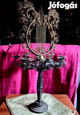 antik templomi gyertyatartó 