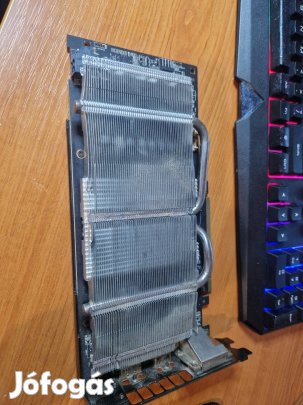 asus rx 570 kicsit szetbelezbe ?