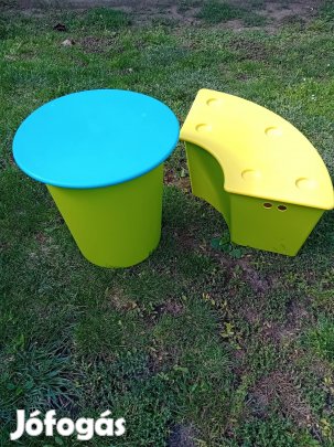 asztal+ülőke gyerekeknek