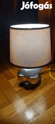 asztali lámpa szív alakú talp 