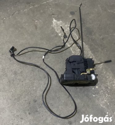 bal első ajtózár A2037200135 eladó