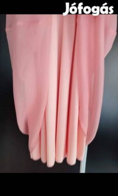 barackvirág színű koszorúslány ruha