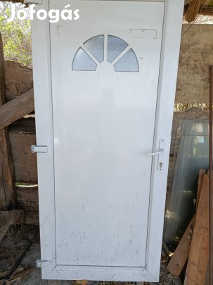 bejárati ajtó TOK nélkül 