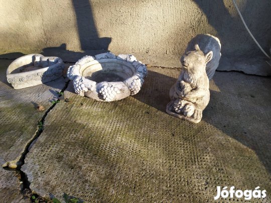 beton madár itatók