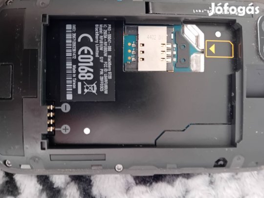 blackberry 9720 elado