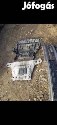 bmw e46 motor also burkolat