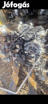 bmw e60 e61 520d motor alkatreszek 